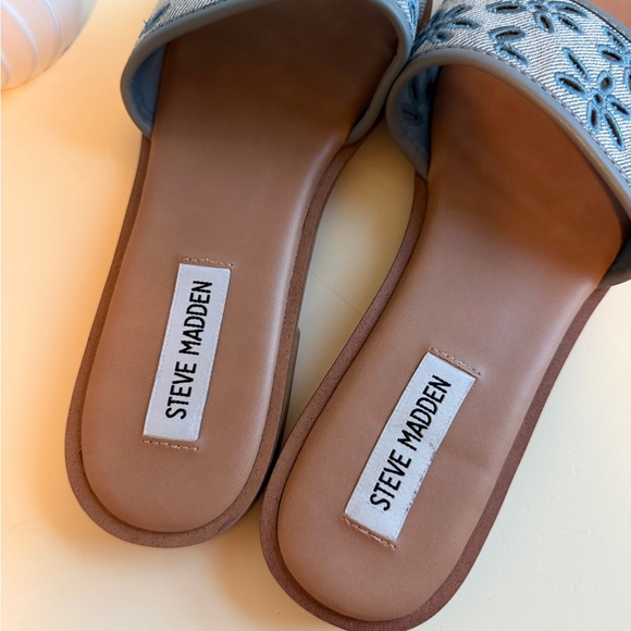 Steve Madden Denim Floral Women's Sandals - Picture 2 of 2